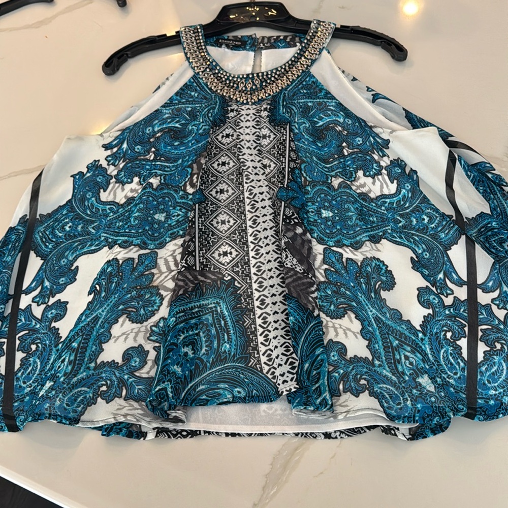 Bebe teal paisley flowy top M